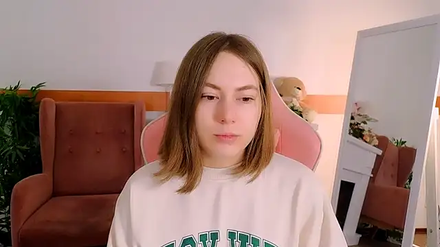 Elma Lily online show from 7, 2, 2026