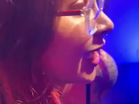 Hannahtwerk online show from 7, 10, 2025