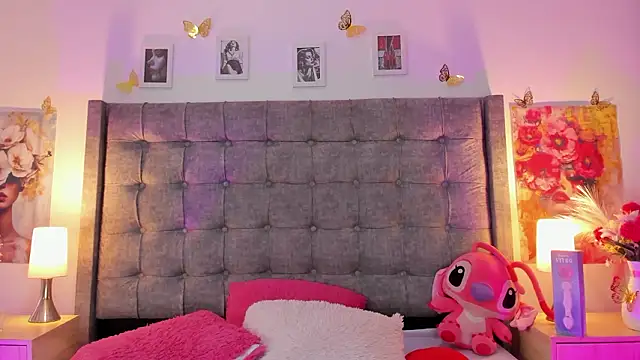 Snapshot of Linda_Fosterr chatting on 26, 3, 2026 Linda Fosterr online show from 26, 3, 2026