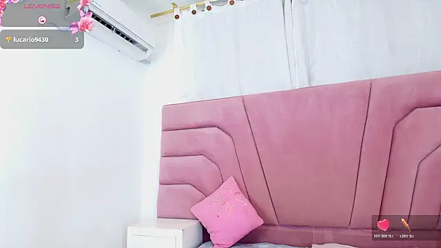 Snapshot of miajhonsonx chatting on 14, 3, 2026 miajhonsonx online show from 14, 3, 2026