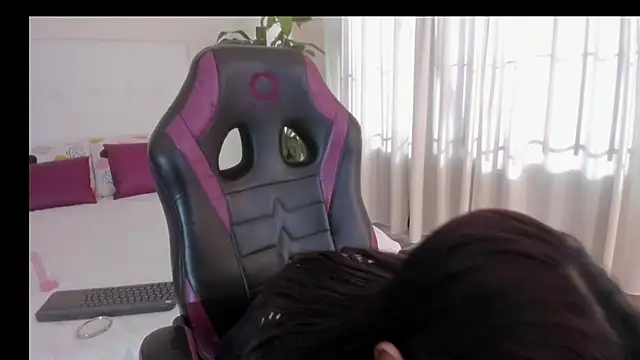 Diabla-09 online show from 8, 10, 2025