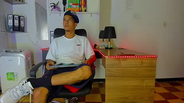 xxKamadevaxx online show from 7, 11, 2025