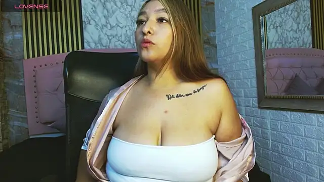 Snapshot of daphne_walton chatting on 20, 9, 2025 daphne walton online show from 20, 9, 2025