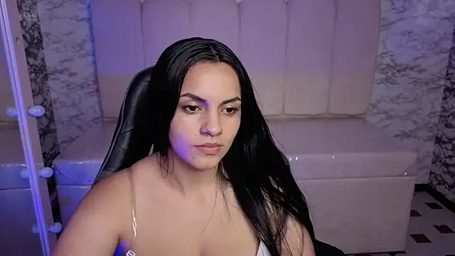 Mialover v online show from 10, 10, 2025