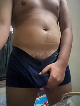 Snapshot of engineerboy14 chatting on 16, 10, 2025 engineerboy14 online show from 16, 10, 2025