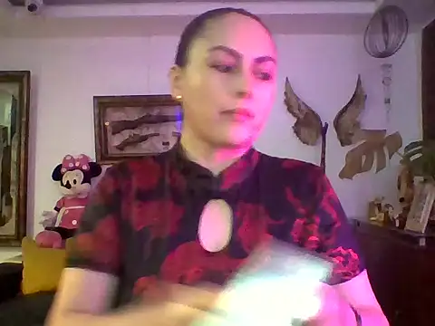 Snapshot of Venusina_07 chatting on 11, 10, 2025 Venusina 07 online show from 11, 10, 2025