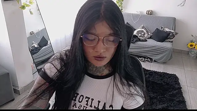 Unatatuada online show from 24, 9, 2025