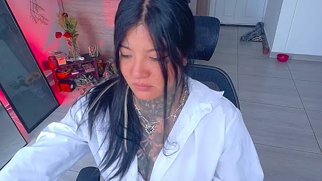 Unatatuada online show from 1, 12, 2025