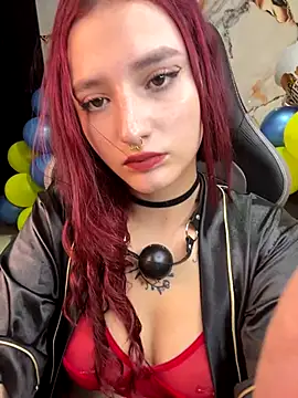 Megann 19  online show from 26, 9, 2025