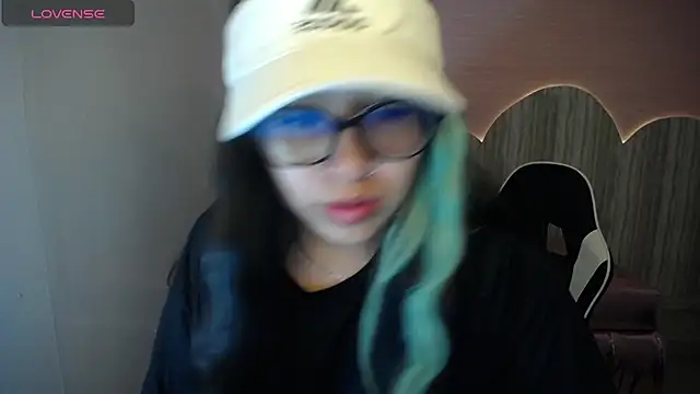 Snapshot of nicte_t_ chatting on 25, 10, 2025 nicte t online show from 25, 10, 2025