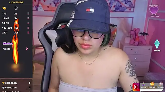 Snapshot of nicte_t_ chatting on 30, 10, 2025 nicte t online show from 30, 10, 2025