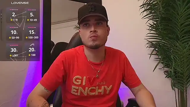 Snapshot of SALVATORE_MULLER1 chatting on 30, 9, 2025 SALVATORE MULLER1 online show from 30, 9, 2025