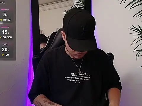 Snapshot of SALVATORE_MULLER1 chatting on 3, 10, 2025 SALVATORE MULLER1 online show from 3, 10, 2025