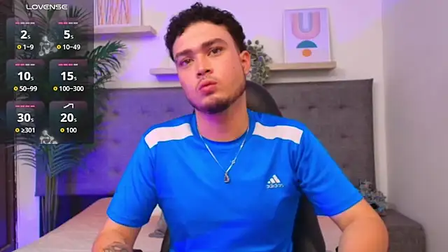 Snapshot of SALVATORE_MULLER1 chatting on 7, 10, 2025 SALVATORE MULLER1 online show from 7, 10, 2025