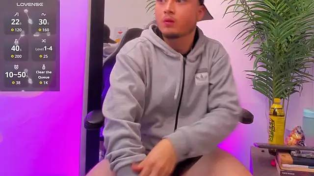 Snapshot of SALVATORE_MULLER1 chatting on 19, 10, 2025 SALVATORE MULLER1 online show from 19, 10, 2025