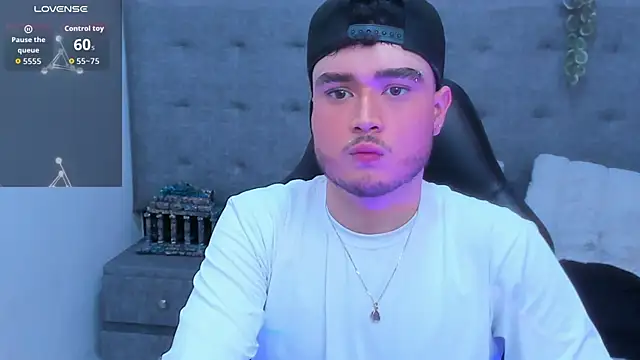 Snapshot of SALVATORE_MULLER1 chatting on 10, 11, 2025 SALVATORE MULLER1 online show from 10, 11, 2025