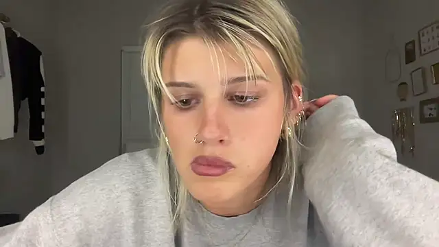 Snapshot of AnnGrayson chatting on 1, 10, 2025 AnnGrayson online show from 1, 10, 2025