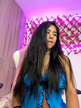 RaquelOficial online show from 16, 10, 2025