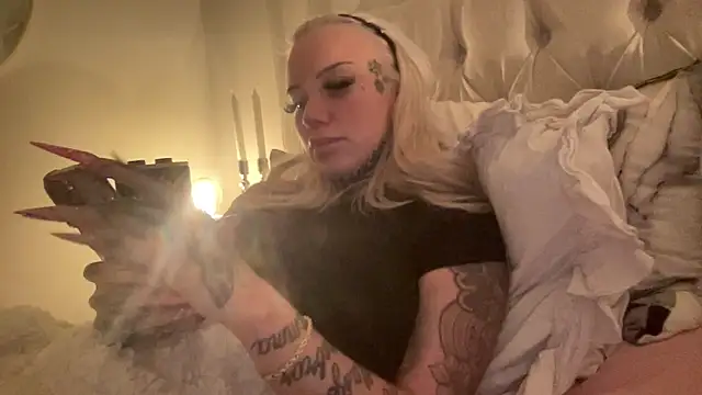 Snapshot of paulinaalatalo chatting on 28, 3, 2026 paulinaalatalo online show from 28, 3, 2026