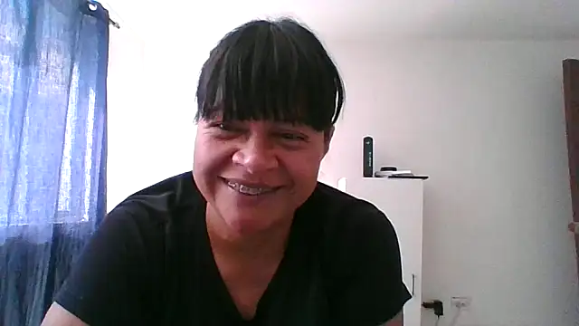adri89-g online show from 4, 4, 2026