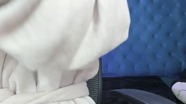 MadyMeribeth online show from 14, 10, 2025