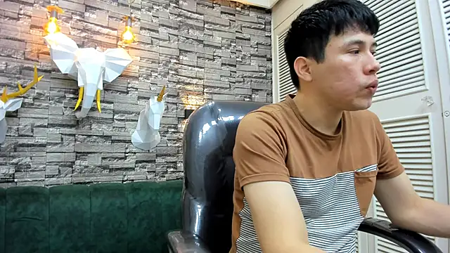 Nick Wolff online show from 5, 10, 2025