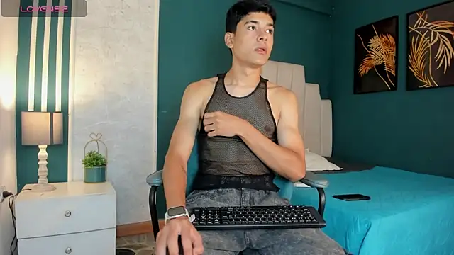 Snapshot of SandroVeyra chatting on 23, 9, 2025 SandroVeyra online show from 23, 9, 2025