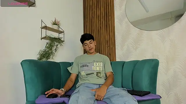 Snapshot of SandroVeyra chatting on 26, 9, 2025 SandroVeyra online show from 26, 9, 2025