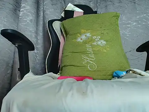 -Tori- online show from 1, 10, 2025