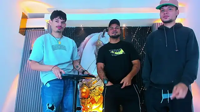 Snapshot of Iam_Steven chatting on 5, 10, 2025 Iam Steven online show from 5, 10, 2025