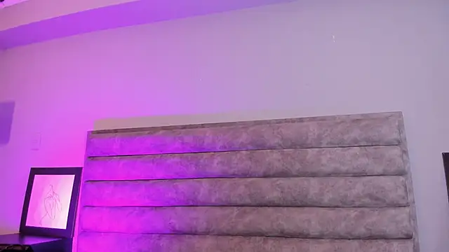 Snapshot of Aliciabloom chatting on 7, 10, 2025 Aliciabloom online show from 7, 10, 2025