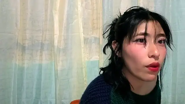 Snapshot of Sullyoonn chatting on 29, 10, 2025 Sullyoonn online show from 29, 10, 2025