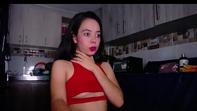 Annie rosse1017 online show from 8, 10, 2025