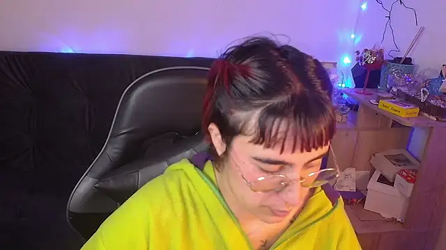 Miacatsito3 online show from 21, 3, 2026