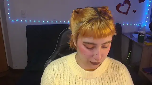 Snapshot of Miacatsito3 chatting on 24, 6, 2026 Miacatsito3 online show from 24, 6, 2026