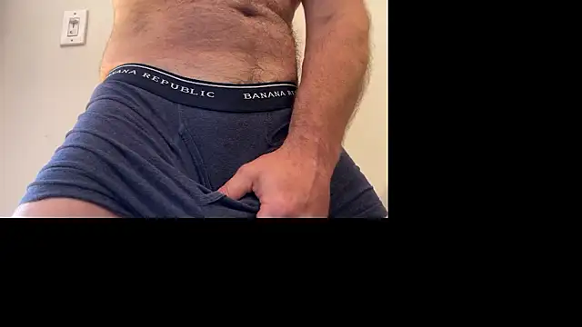 Snapshot of spectacularjohnny chatting on 12, 10, 2025 spectacularjohnny online show from 12, 10, 2025