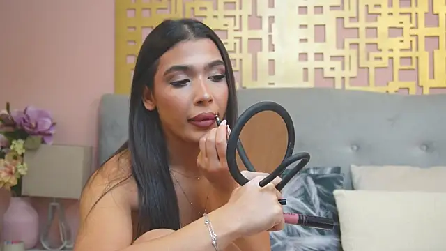 MyaMuse online show from 4, 12, 2025