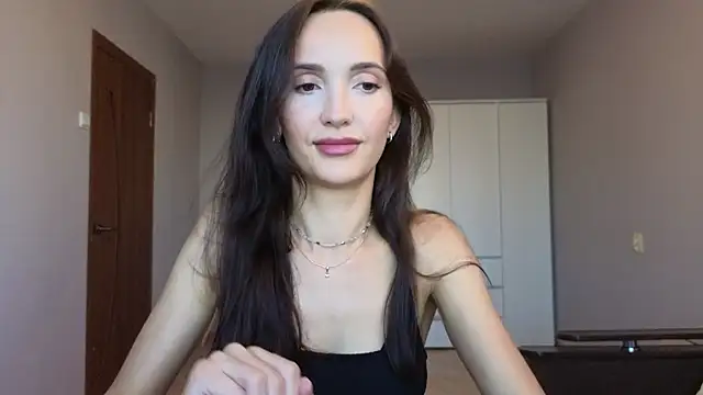 Snapshot of Lillian-Clark chatting on 23, 9, 2025 Lillian-Clark online show from 23, 9, 2025