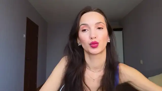 Snapshot of Lillian-Clark chatting on 8, 1, 2026 Lillian-Clark online show from 8, 1, 2026