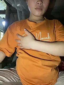 Snapshot of Van_xx chatting on 3, 10, 2025 Van xx online show from 3, 10, 2025