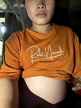 Snapshot of Van_xx chatting on 14, 10, 2025 Van xx online show from 14, 10, 2025