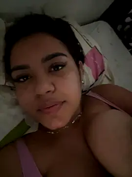 Snapshot of SienaWild chatting on 14, 10, 2025 SienaWild online show from 14, 10, 2025