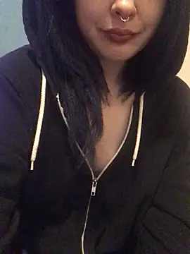 shybeotch online show from 3, 10, 2025
