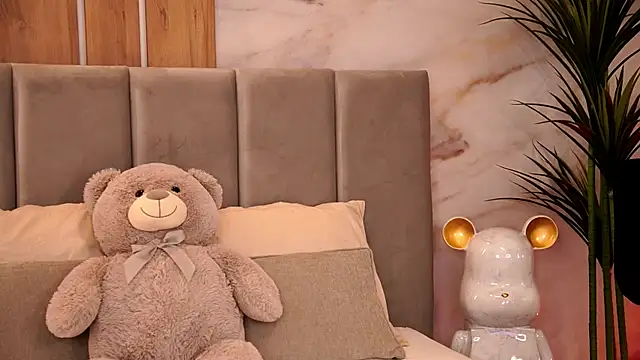 ZaraCapri online show from 22, 10, 2025