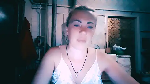 EmmaCat  online show from 17, 6, 2026