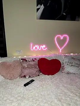 adelabby9 online show from 27, 9, 2025