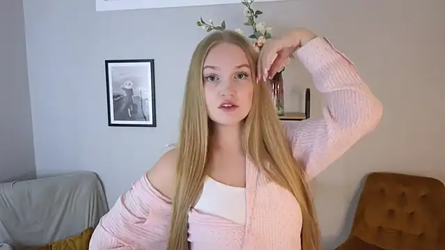 Snapshot of Stephanie_Owen chatting on 19, 9, 2025 Stephanie Owen online show from 19, 9, 2025