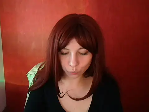 Alice Gotica online show from 11, 10, 2025