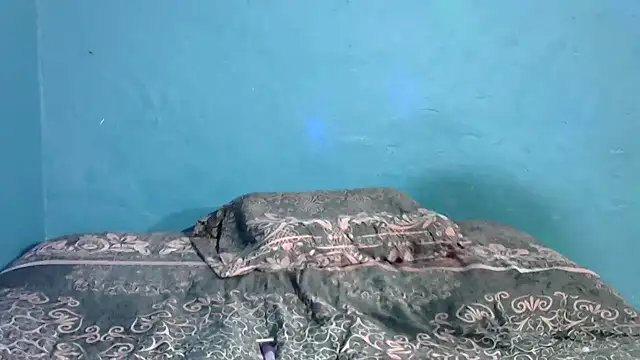 BlondieBitch online show from 3, 12, 2025