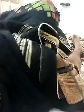 Snapshot of meenahotdarling chatting on 30, 9, 2025 meenahotdarling online show from 30, 9, 2025